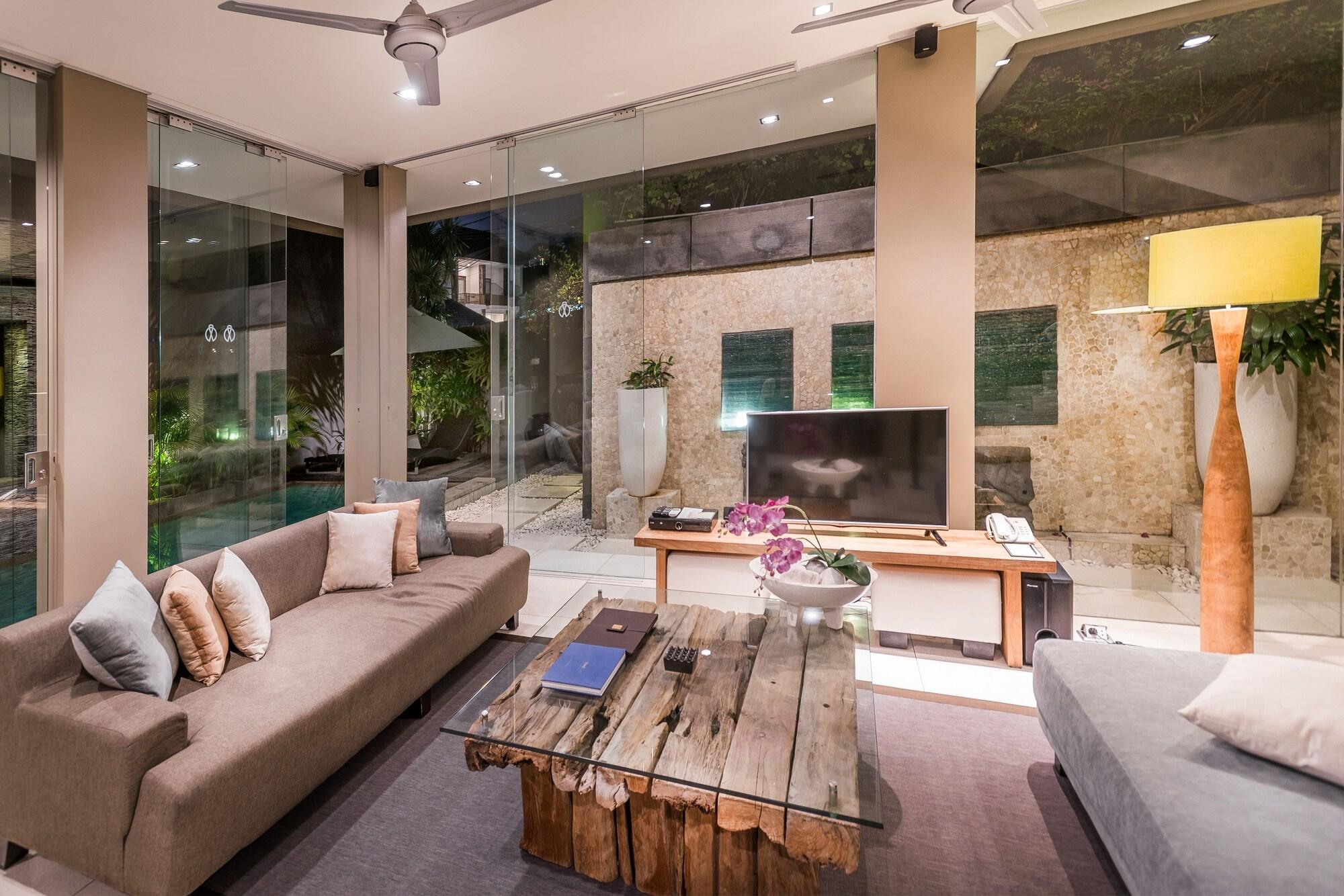 Cicada Luxury Townhouses Семиняк Екстериор снимка