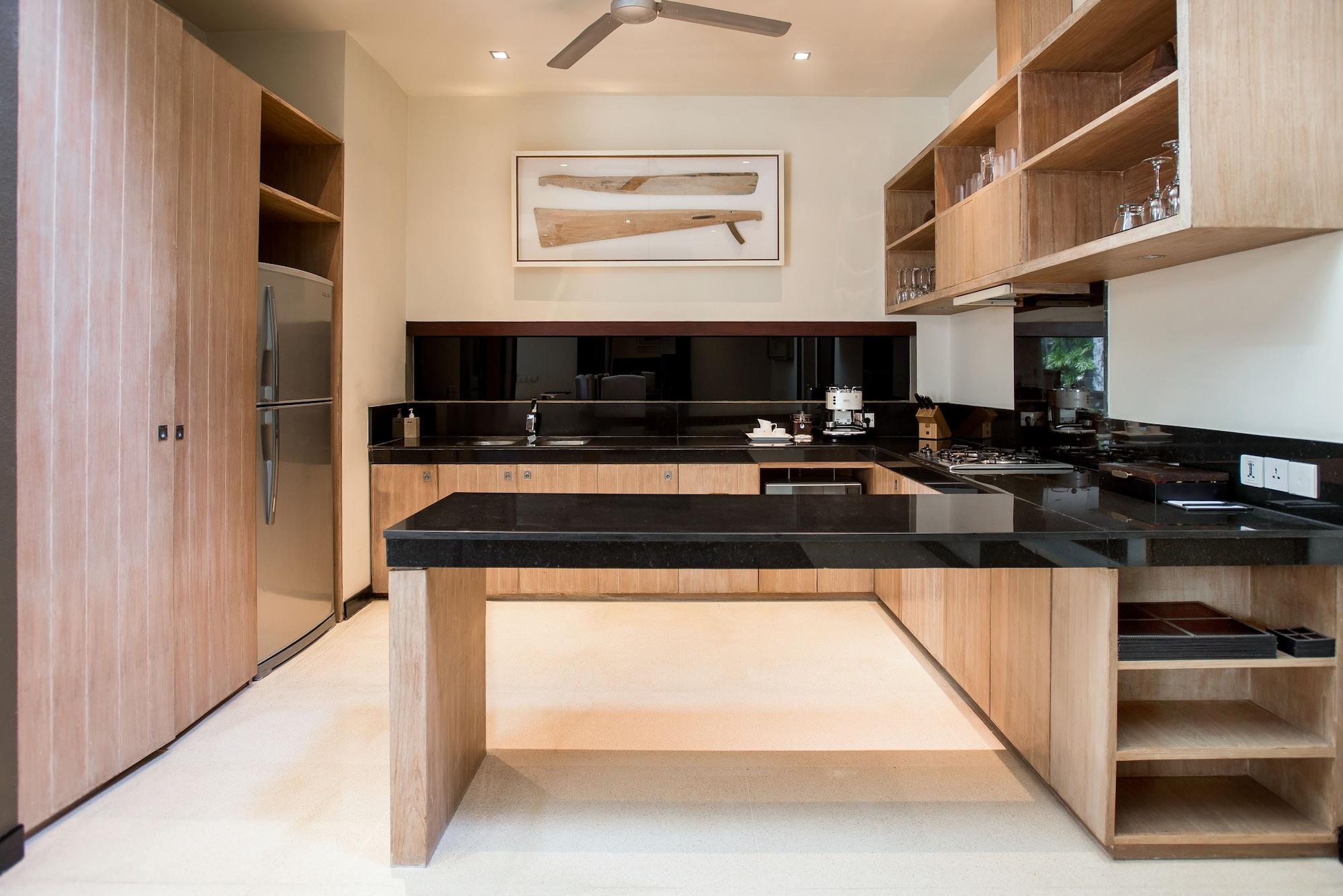 Cicada Luxury Townhouses Семиняк Екстериор снимка