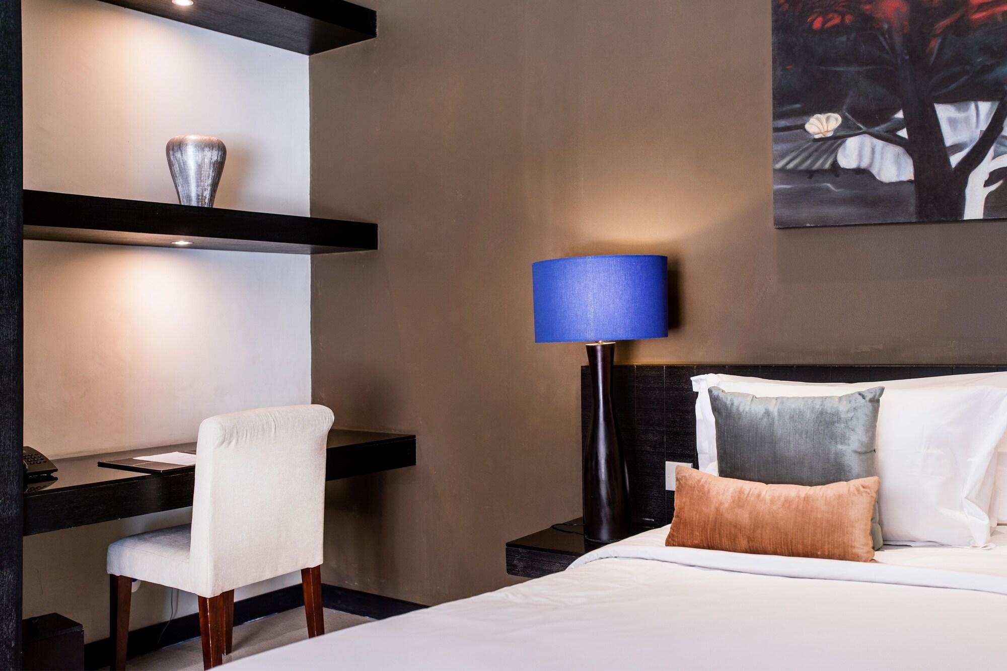 Cicada Luxury Townhouses Семиняк Екстериор снимка